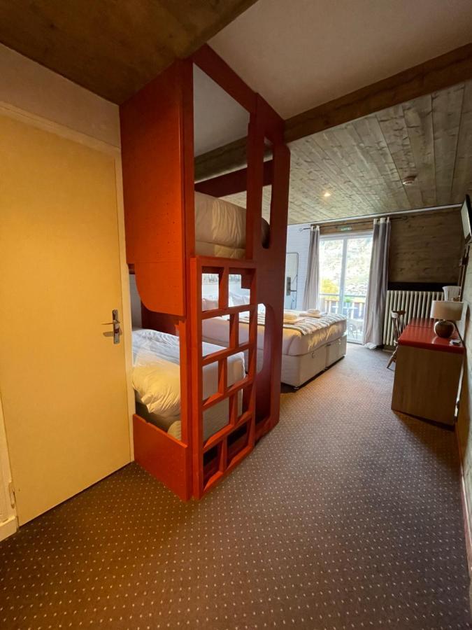 Hotel La Chaumiere Morzine Bagian luar foto