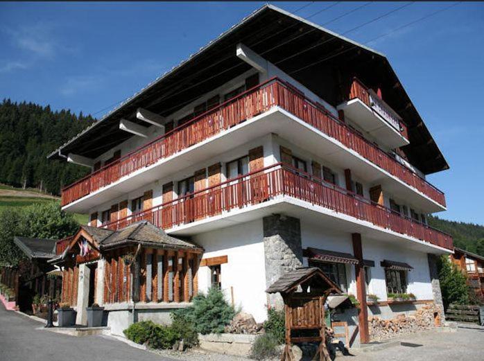 Hotel La Chaumiere Morzine Bagian luar foto