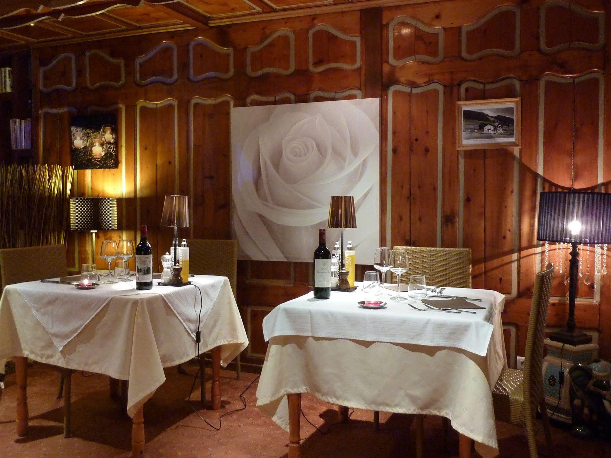 Hotel La Chaumiere Morzine Bagian luar foto