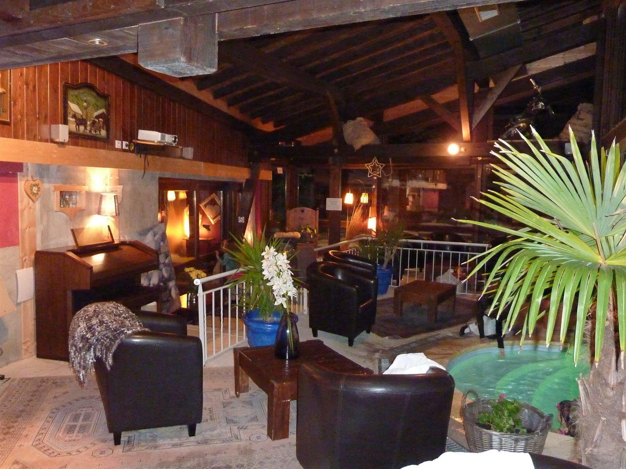 Hotel La Chaumiere Morzine Bagian luar foto